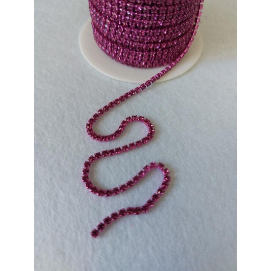 Нить стразовая стекло 2 мм SS6 фуксия, цена за 50 см